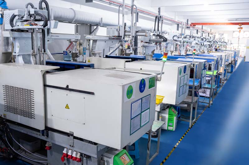 Multi-category manufacturing supply chain coordination