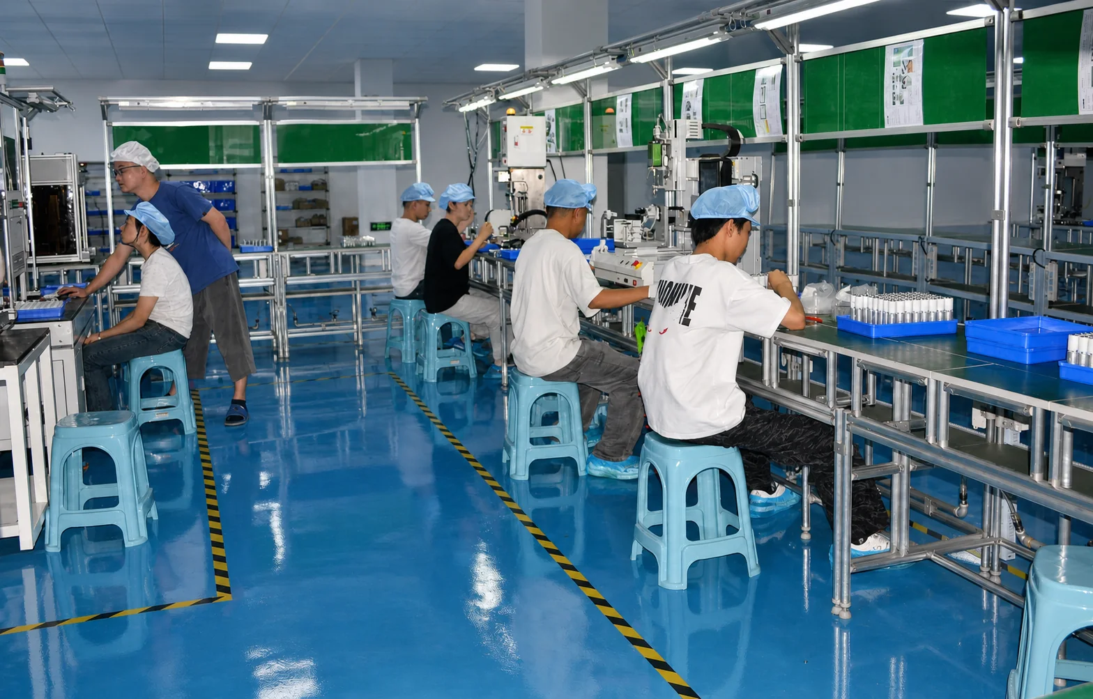 Gearbox assembly line at the manufacturing partner